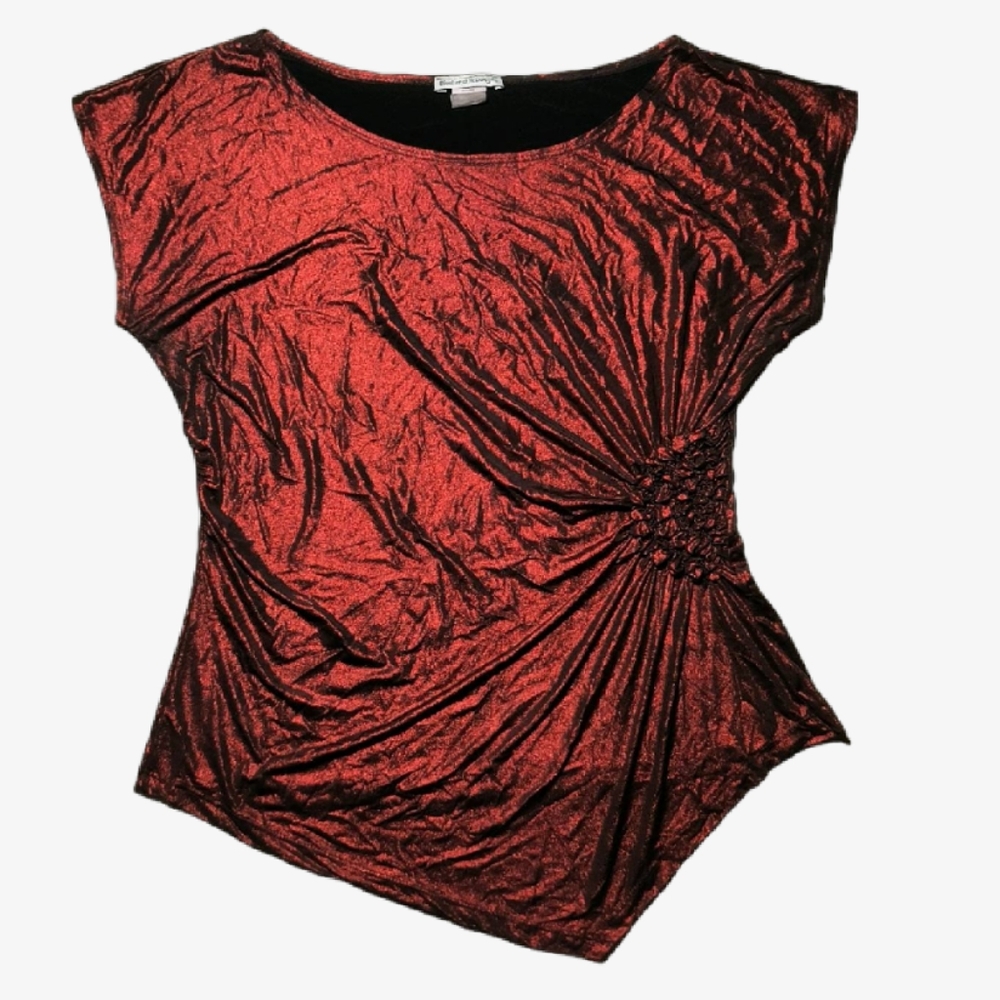 red/black Short Sleeve Pull Over Blouse. Bleeker & McDougal